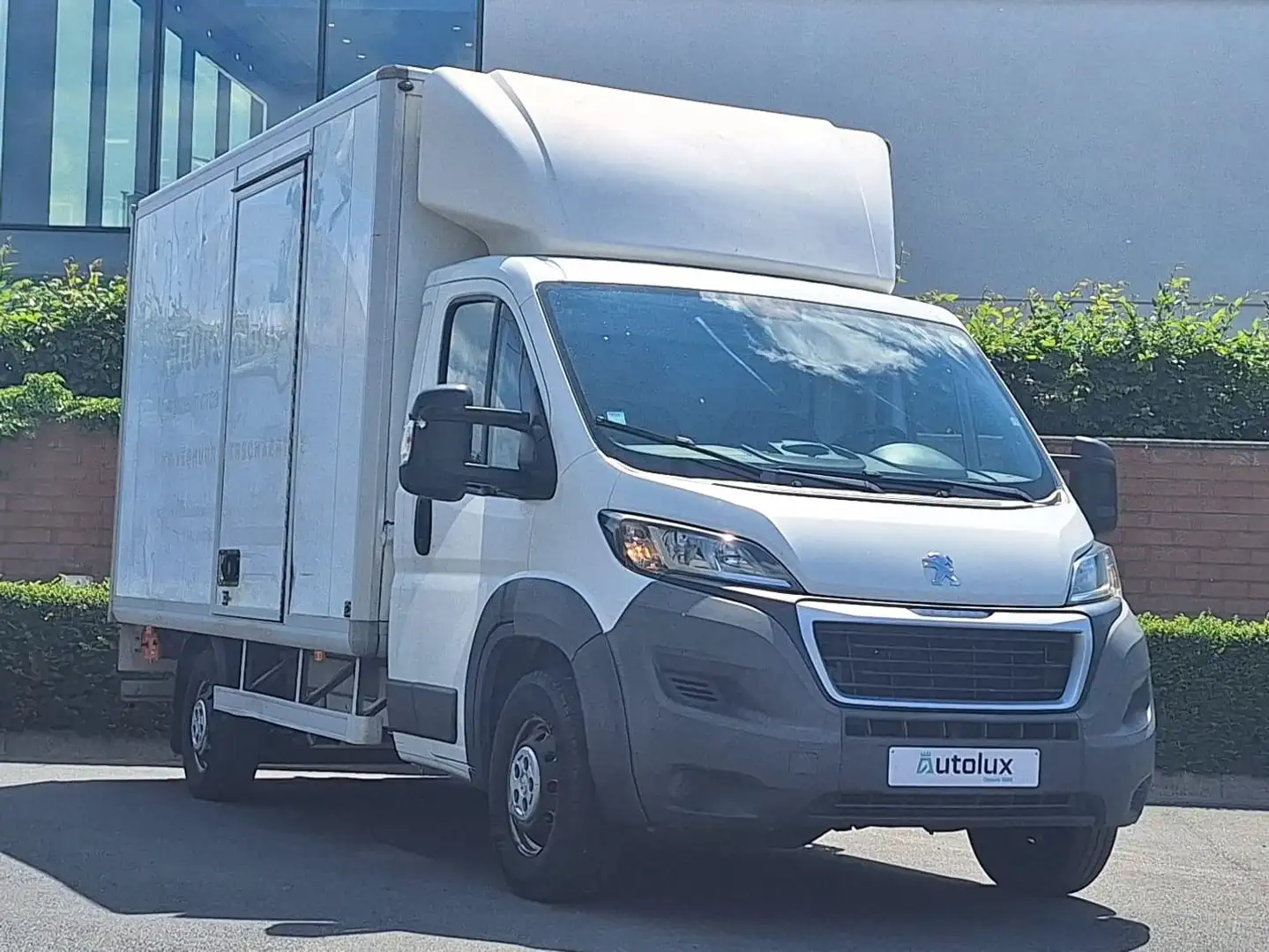 Peugeot Boxer BOXER A HAYON ARRIERE ELECTRIQUE- 13.215 € HTVA Blanc - 2