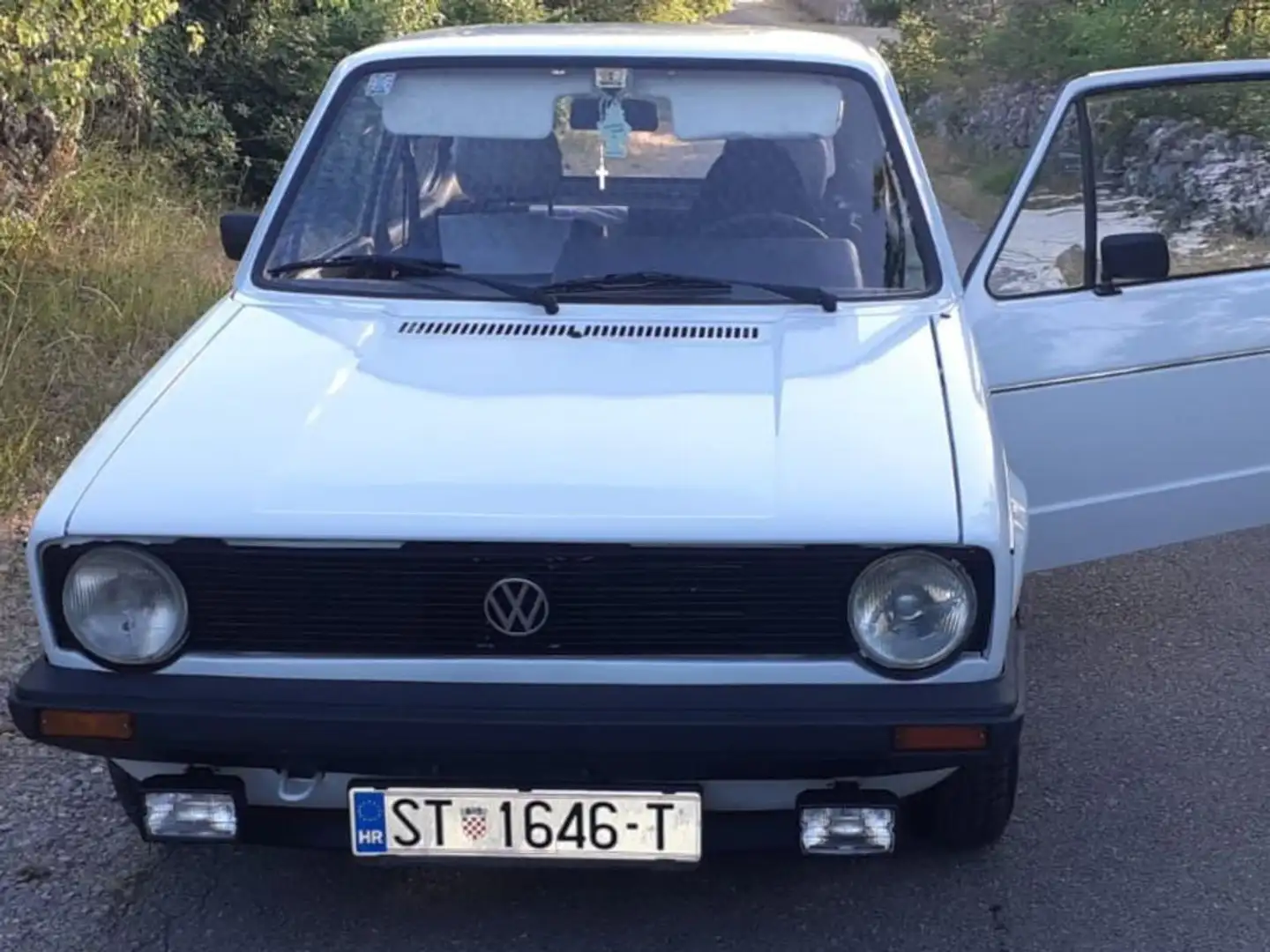 Volkswagen Golf (C) White - 1