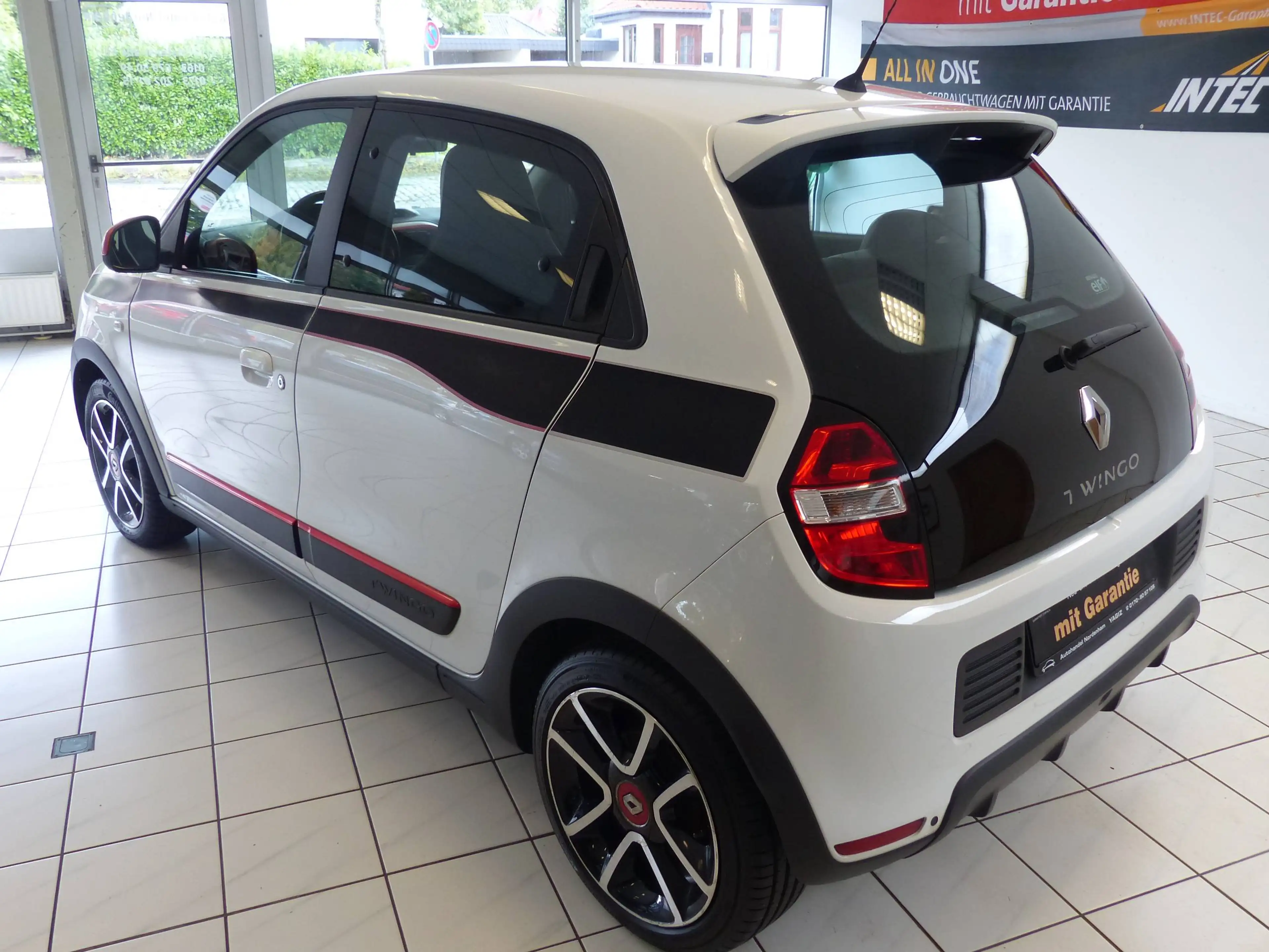 Renault Twingo 0.9 Energy Luxe*SERVO*KLIMA*5 TRG*TÜV NEU* — photo 8
