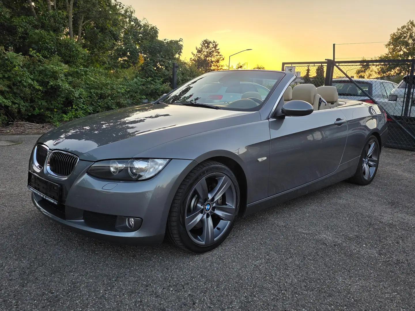 BMW 330 330D Cabrio Automatik Leder Beige Keyless Entry/Go Grau - 1