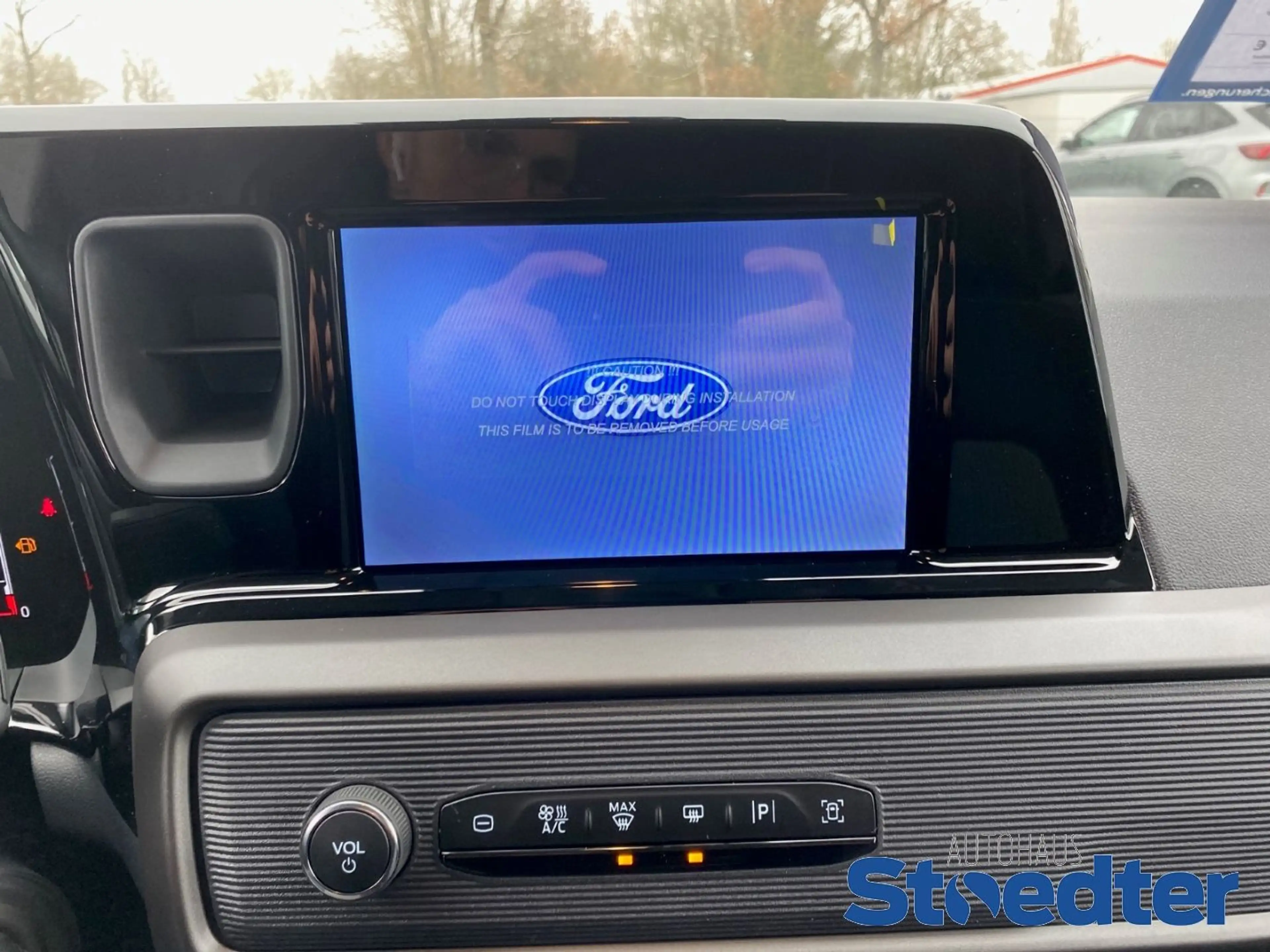 Ford Transit Courier Trend 1.0 EcoBoost TREND 100PS A — photo 10