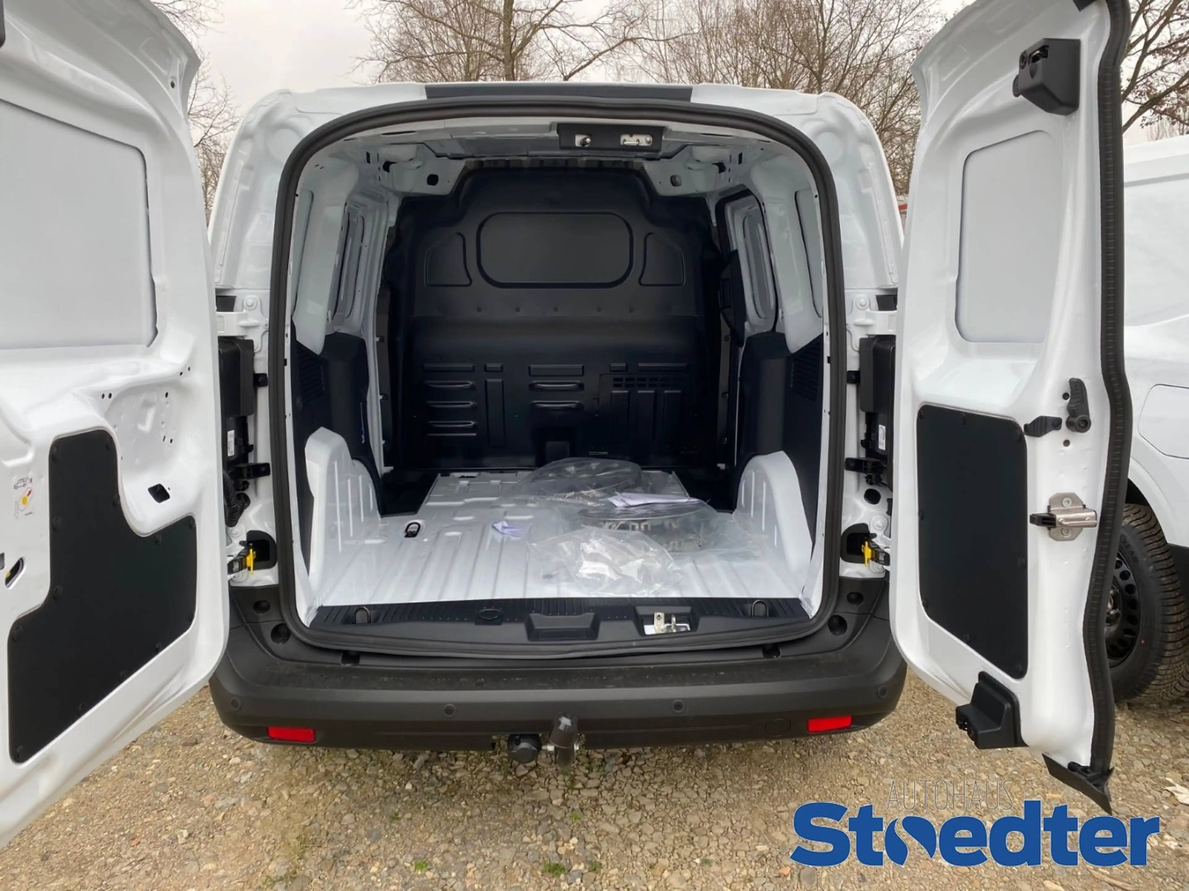 Ford Transit Courier Trend 1.0 EcoBoost TREND 100PS A — photo 5