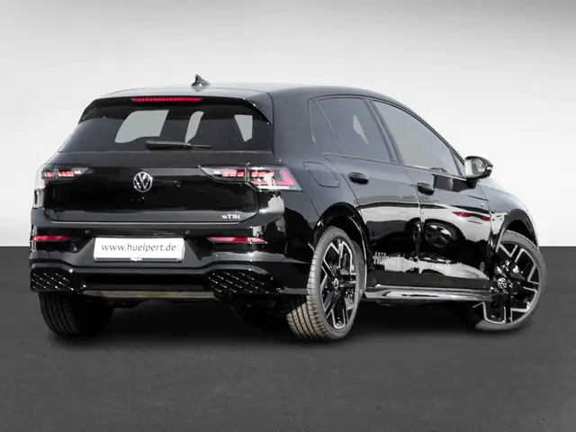 Volkswagen Golf view 2