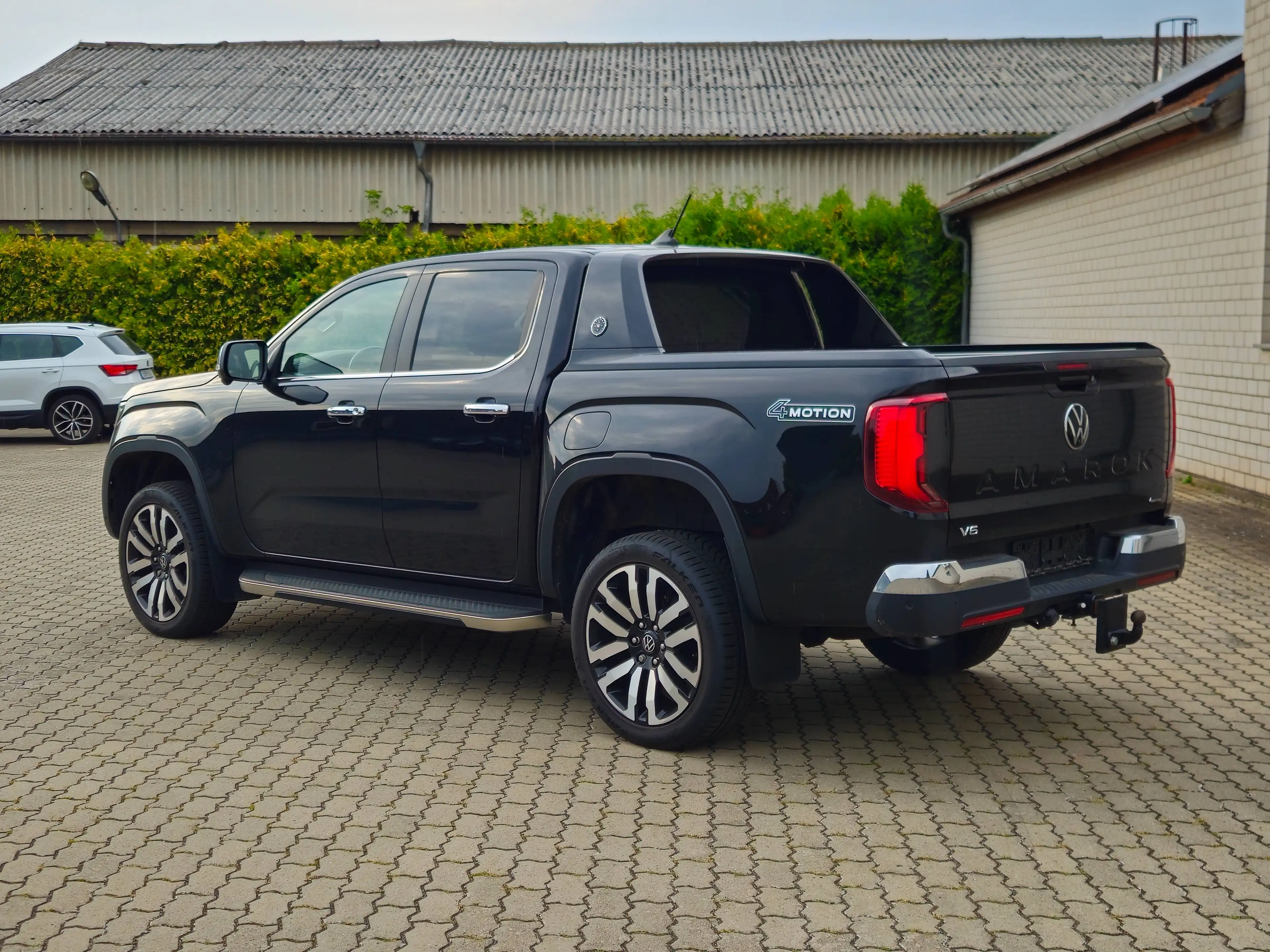 Volkswagen Amarok 3.0 TDI 177 kW Aventura Doppelkabine 4Motion — photo 5