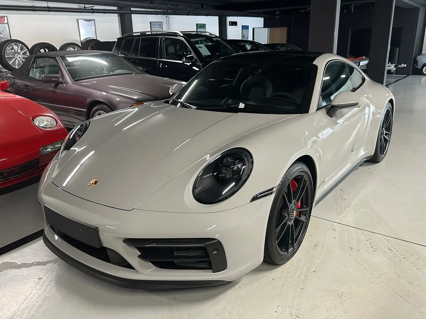 Porsche 992 911 Carrera GTS PDK Gris - 1