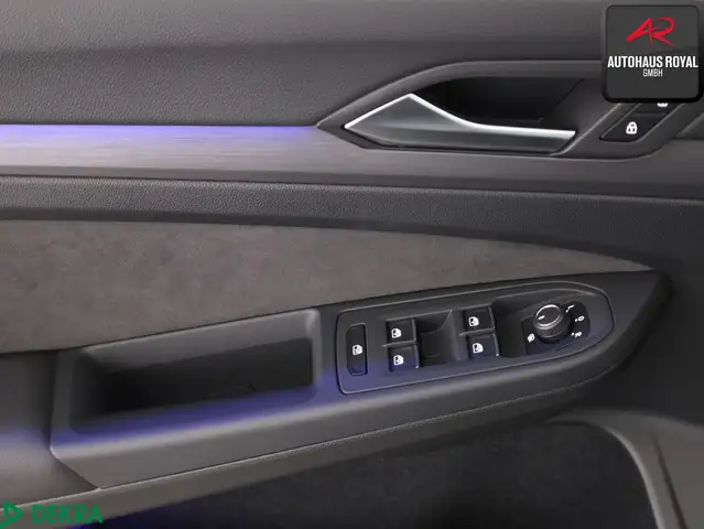 Volkswagen Golf view 14