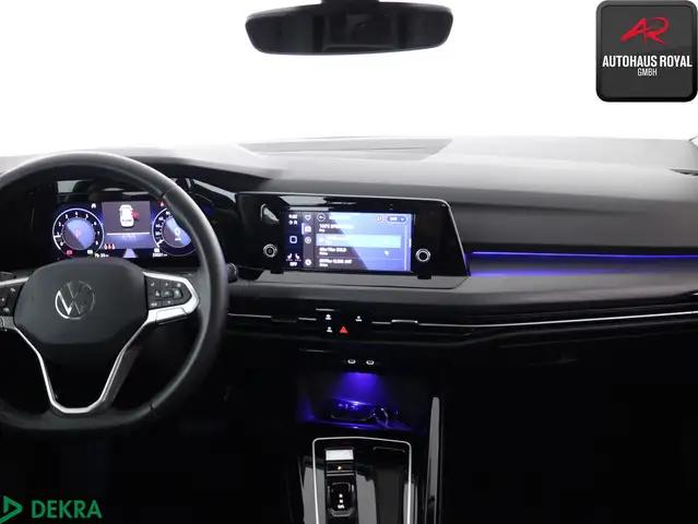 Volkswagen Golf view 9