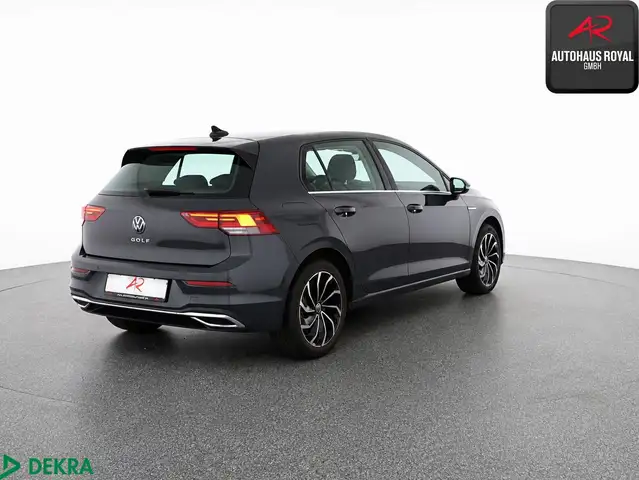 Volkswagen Golf view 5