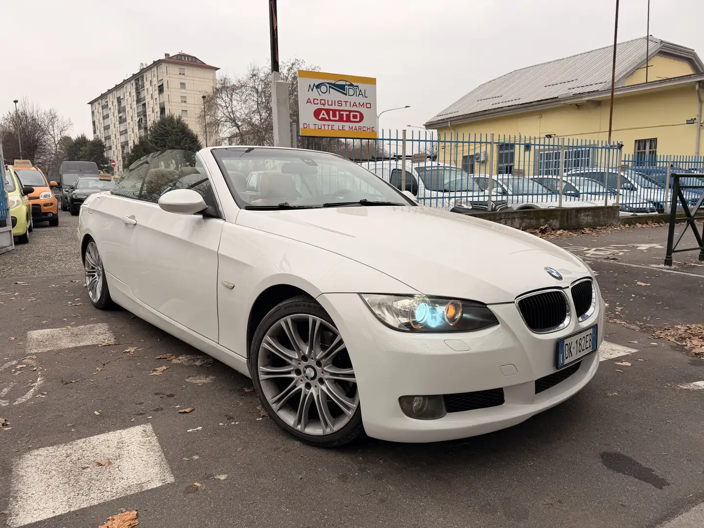 BMW 320 320i Cabrio Attiva 170cv - 1
