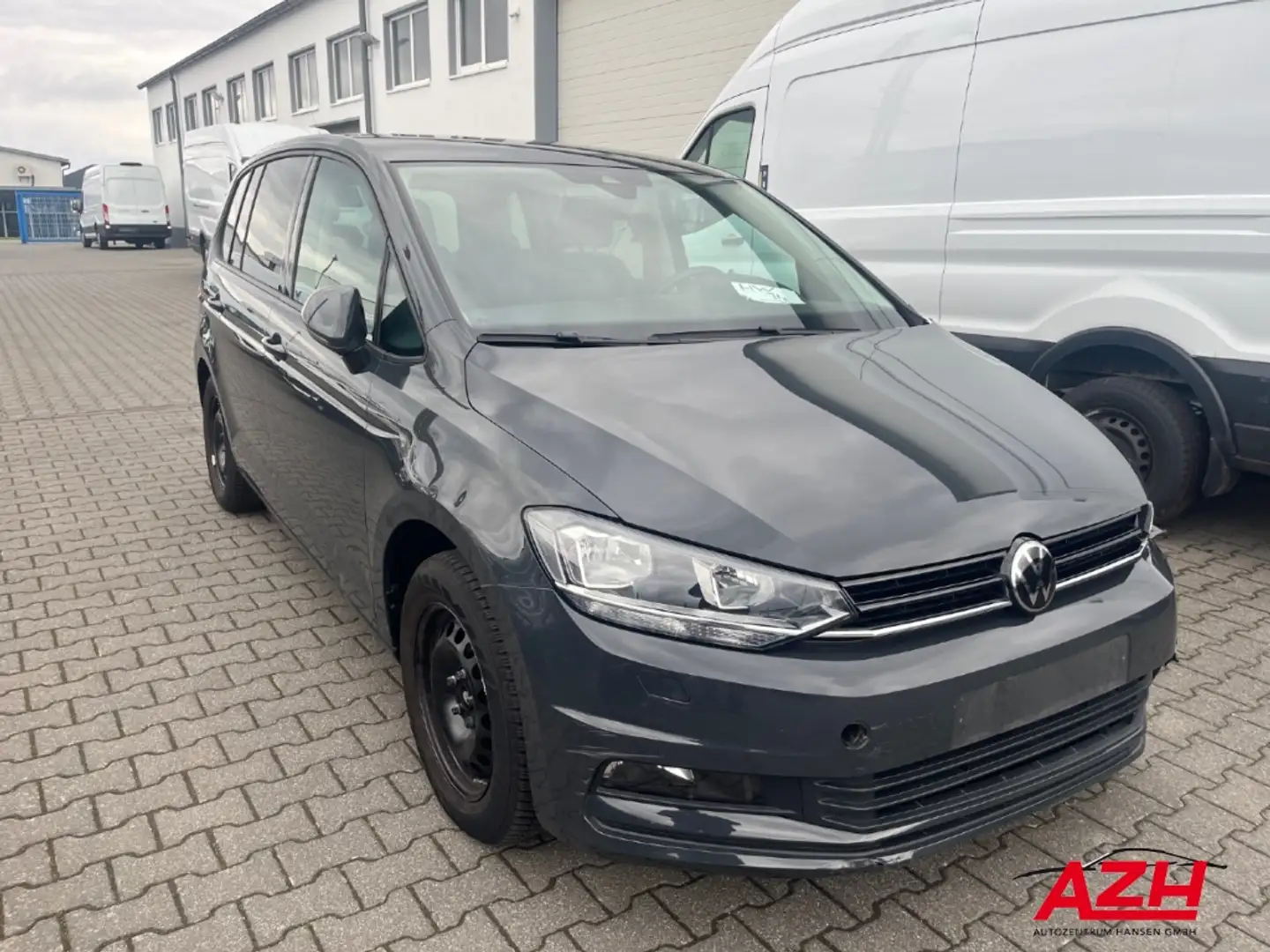 Volkswagen Touran TrendlineBMTStart-Stopp 2.0 Diesel, DSG Gris - 2