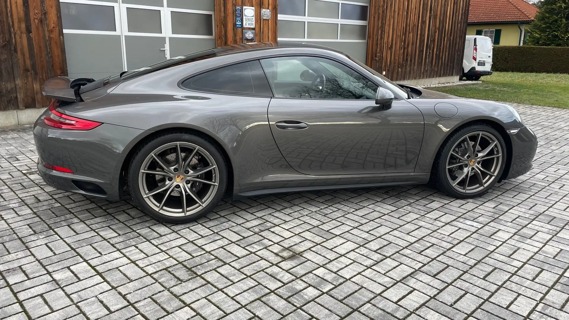 Porsche 991 911 Carrera 4 Coupé PDK Sport Chrono Grau - 1
