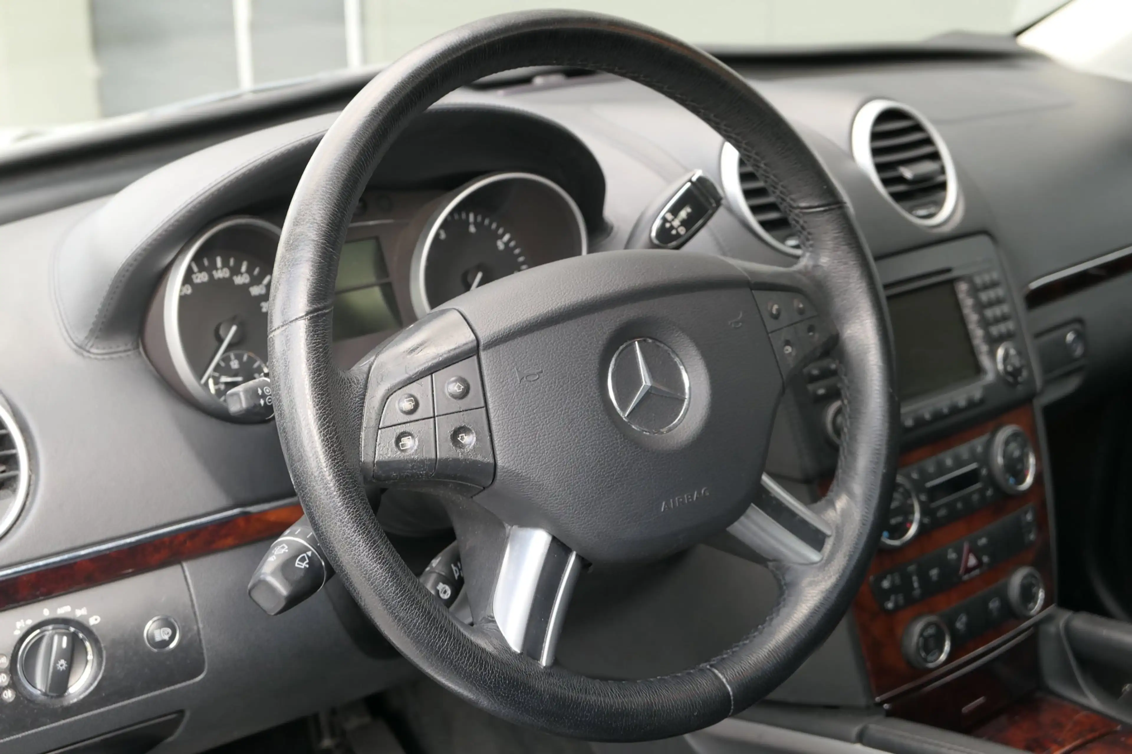 Mercedes-Benz GL 450 Youngtimer NAP 7-Persoons Schuifdak Luchtvering — photo 4