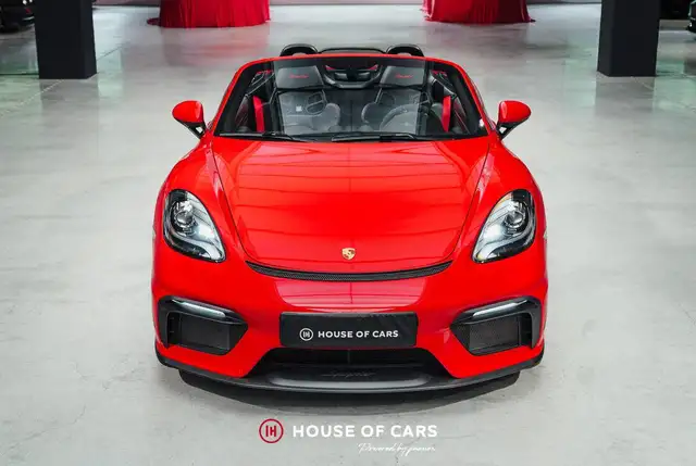 Porsche 718 view 3