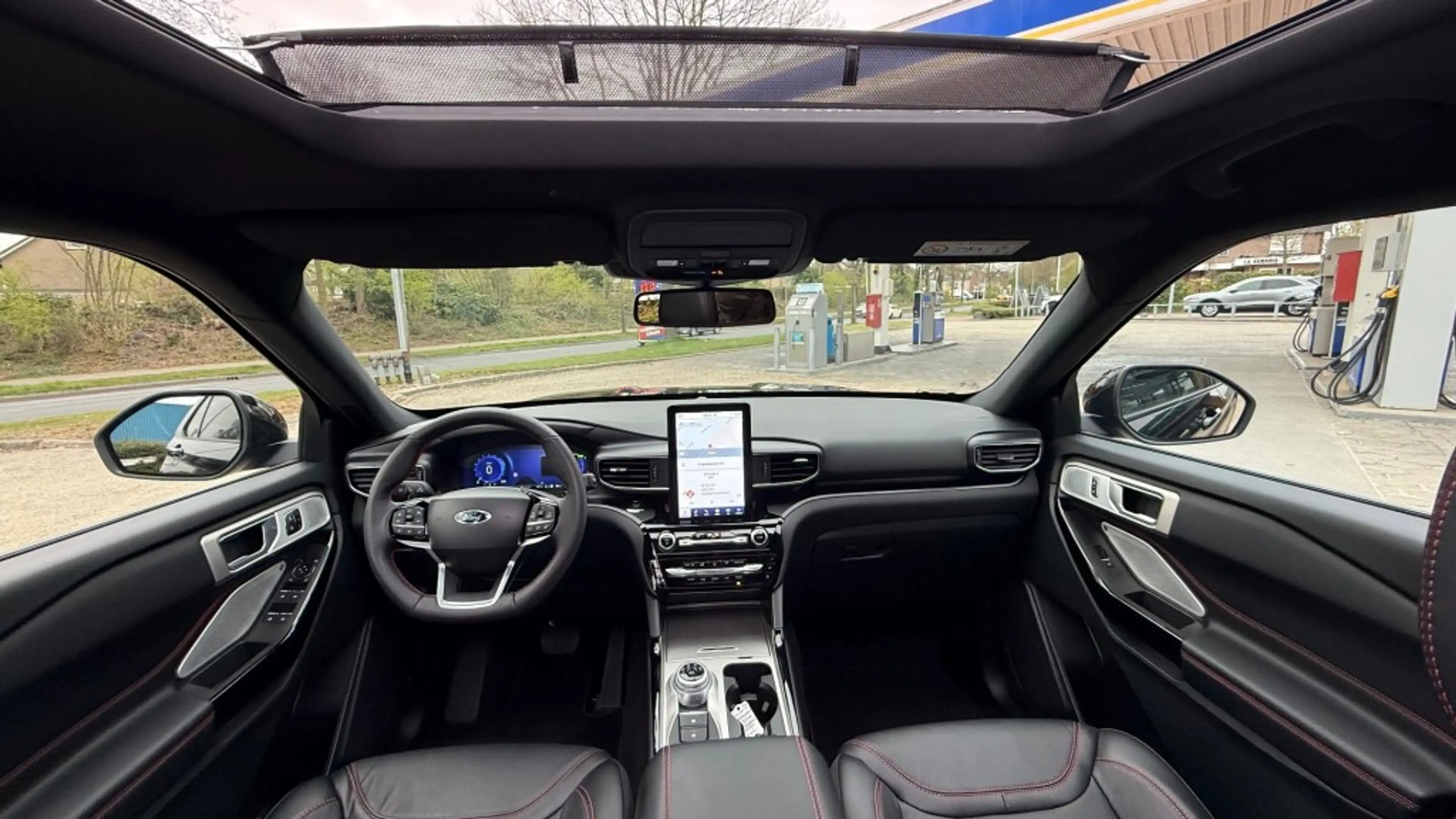 Ford Explorer 3.0 V6 EB PHEV ST-LINE / FULL BLACK EDITION / 20in — photo 26