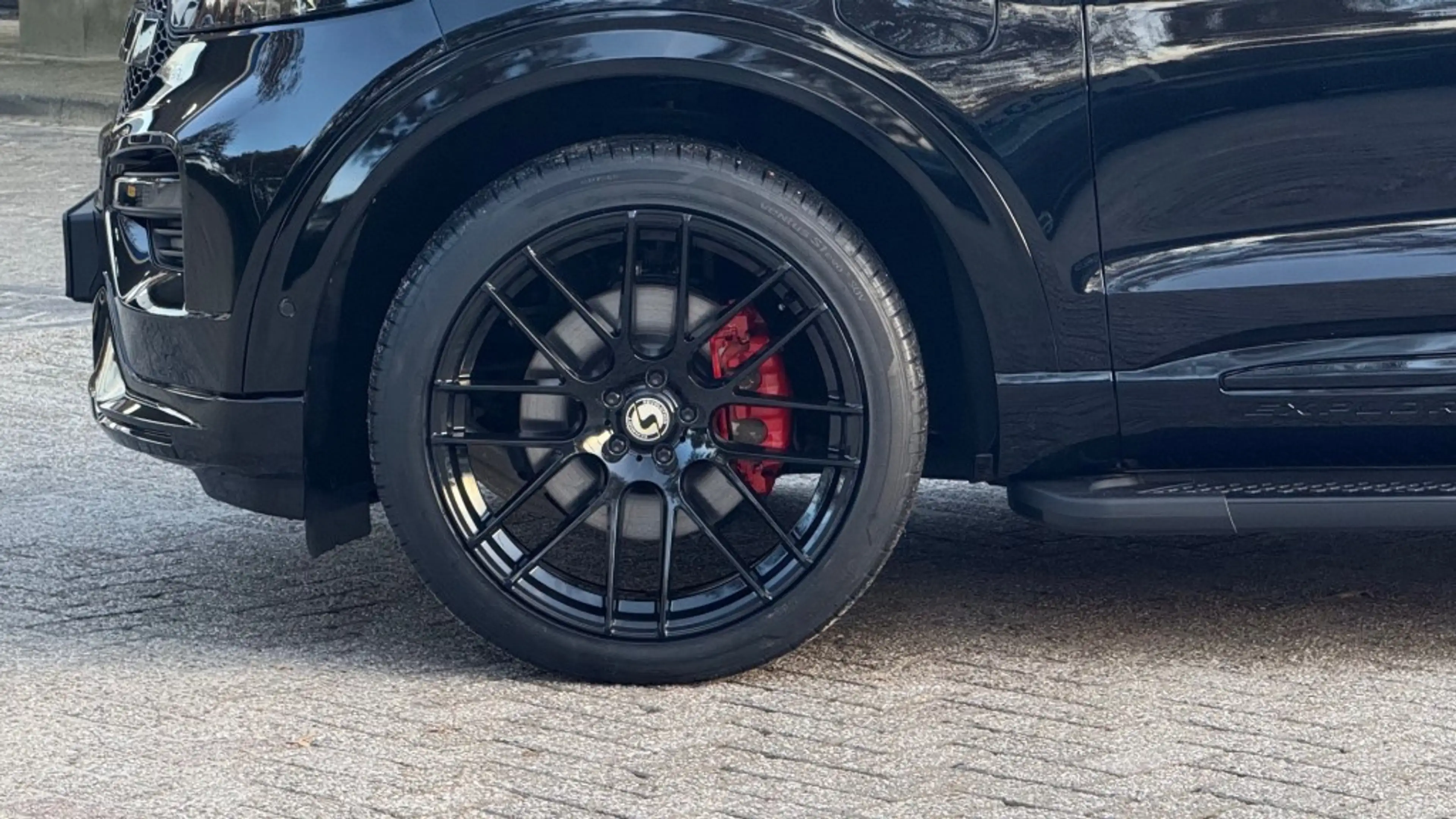 Ford Explorer 3.0 V6 EB PHEV ST-LINE / FULL BLACK EDITION / 20in — photo 34
