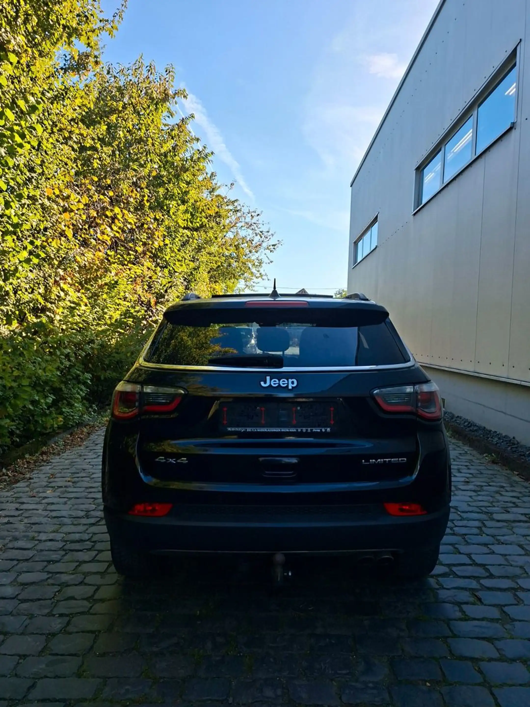 Jeep Compass Limited 4WD — photo 5