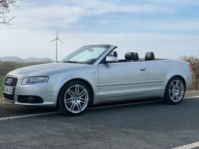 Audi A4 Cabrio 3.2 quattro Schalter S-Line 18" BOSE