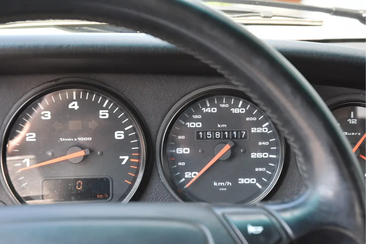 Porsche 964 Cabrio hangeschakeld / origineel Nederlands 3., foto 9