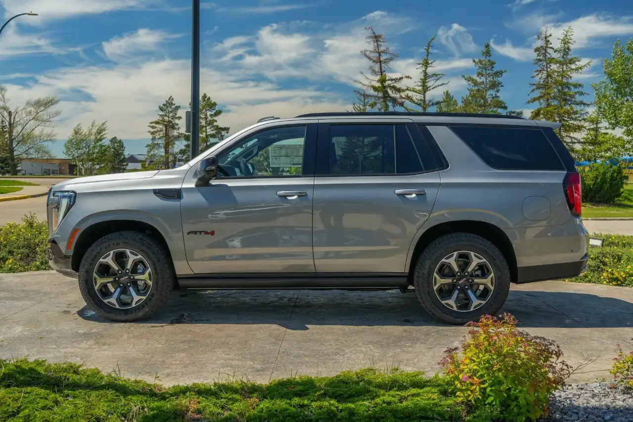 GMC Yukon photo GMC Yukon
