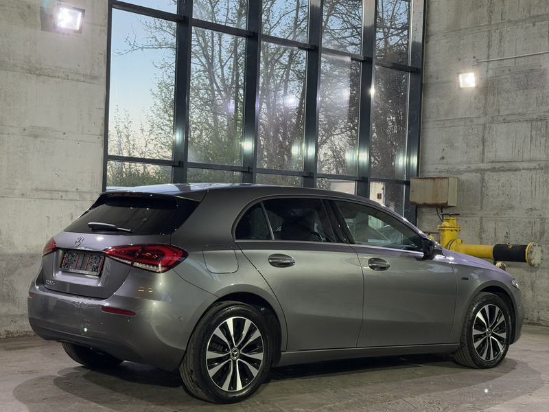 Mercedes-Benz A 250 e LED MBUX Distronic Rü-Kamera Keyless-Go — photo 8