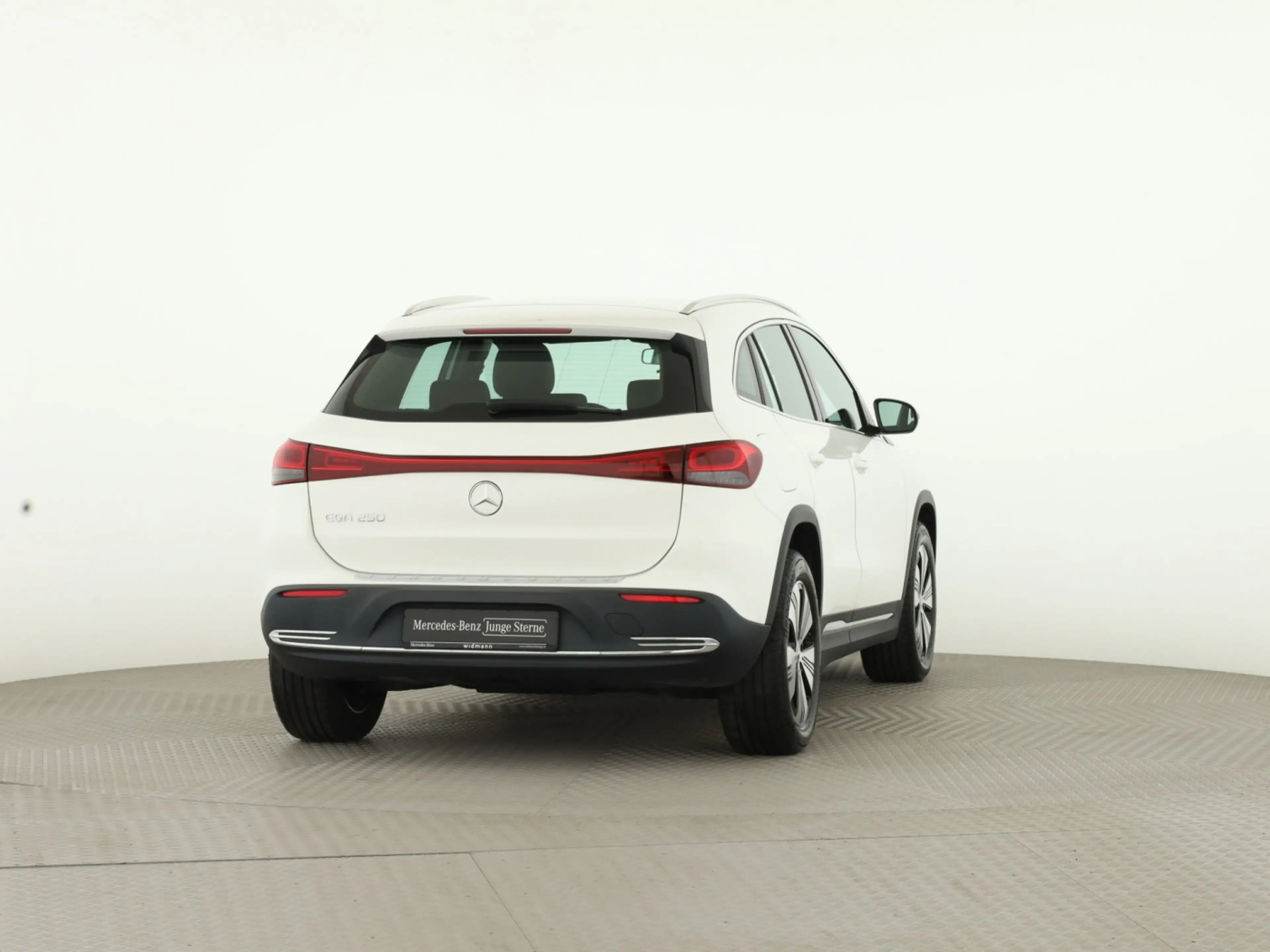 Mercedes-Benz EQA 250 *Progressive*LED*Kamera*SHZ*SpurH-Assist — photo 2