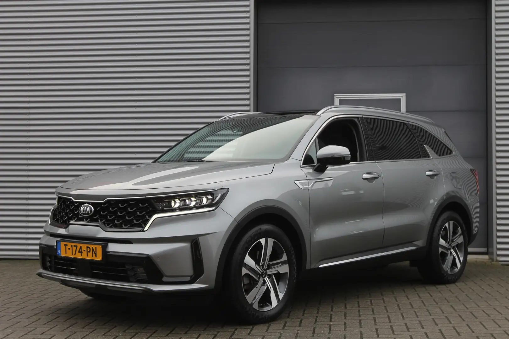 Kia Sorento 1.6 T-GDI Plug-in Hybrid 4WD DynamicPlusLine I AUT Gris - 1