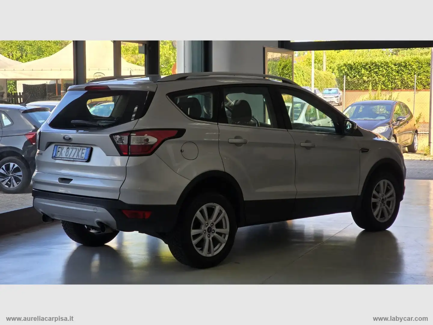 Ford Kuga 1.5 TDCI 120 CV S&S 2WD Titanium Argento - 2