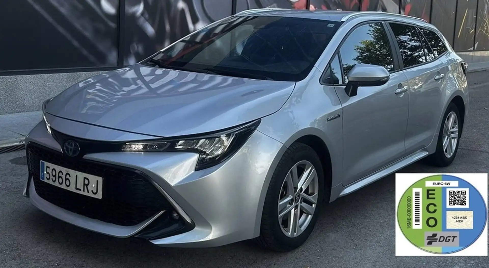Toyota Corolla 1.8 125H ACTIVE TECH E-CVT TOU SPORT Gris - 1