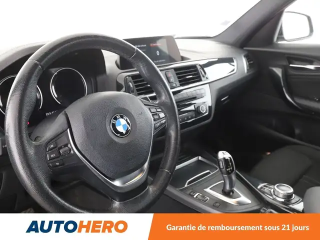 BMW 1 Series view 11