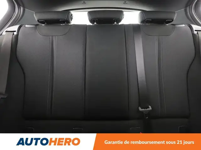BMW 1 Series view 15