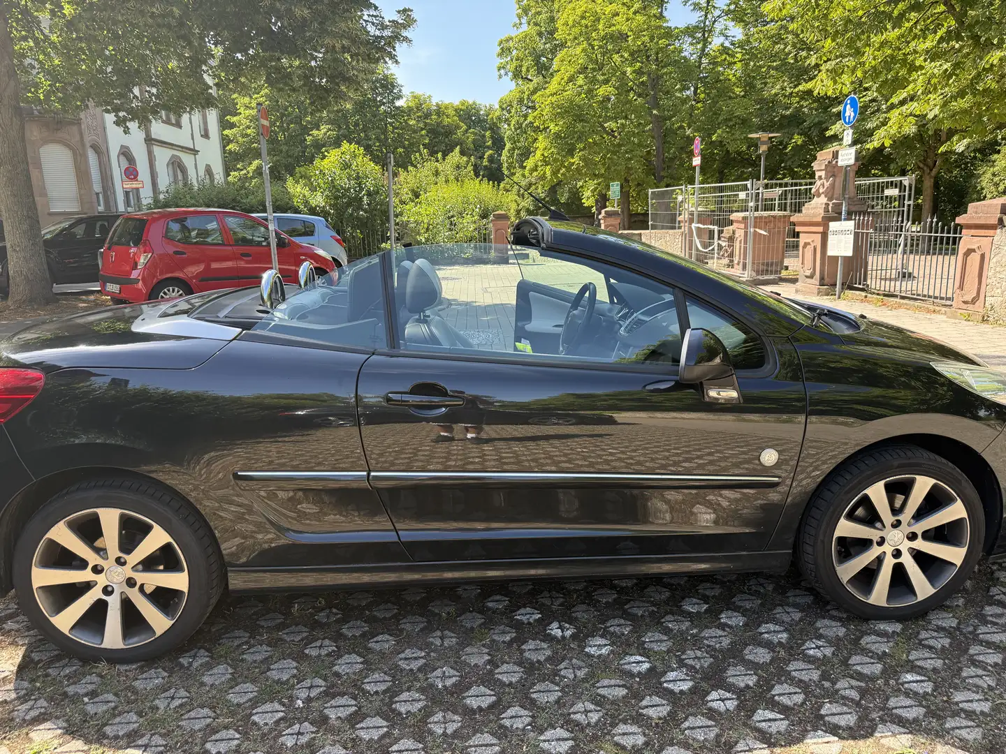 Peugeot 207 Roland Garros  | Cabrio | 1.6L | 120 PS Schwarz - 1