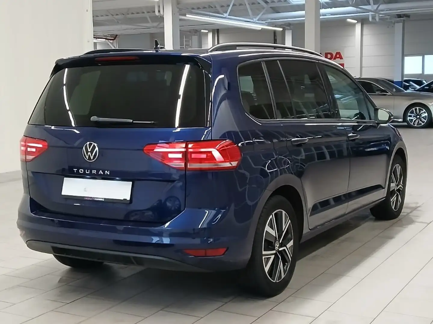 Volkswagen Touran Comfortline PANO/DYNAUDIO/STNDHZNG/RFK/AHK Blau - 2