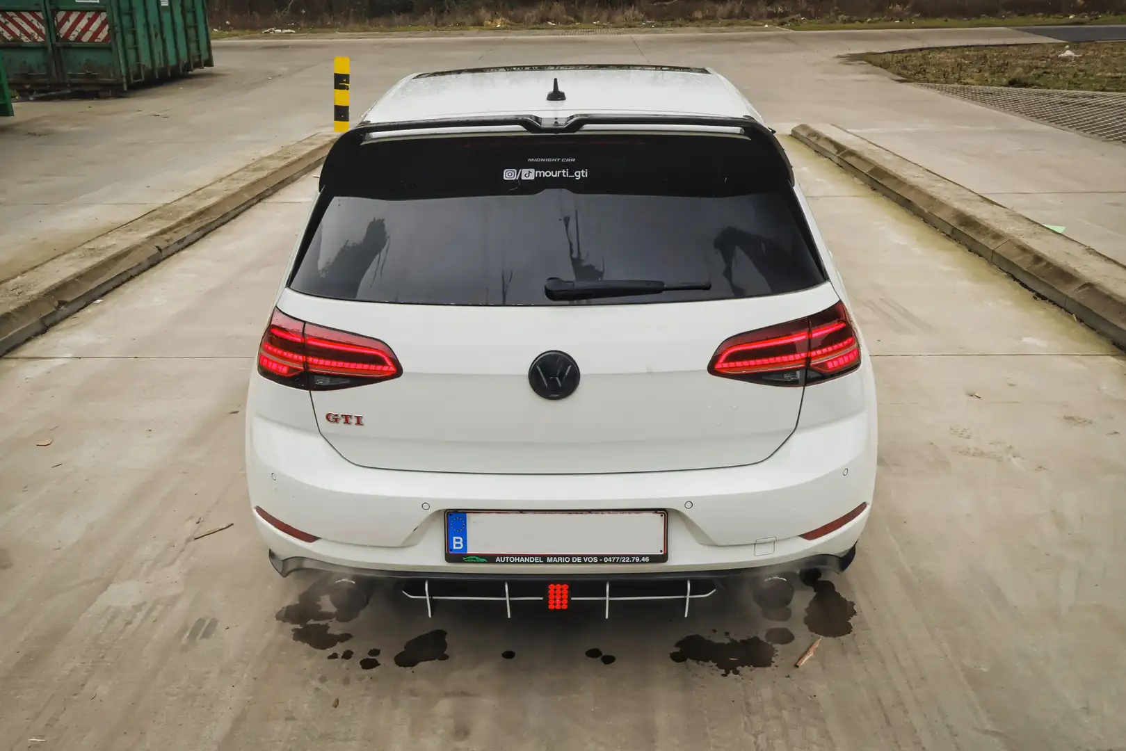 Volkswagen Golf GTI 2.0 TSI OPF DSG - 2