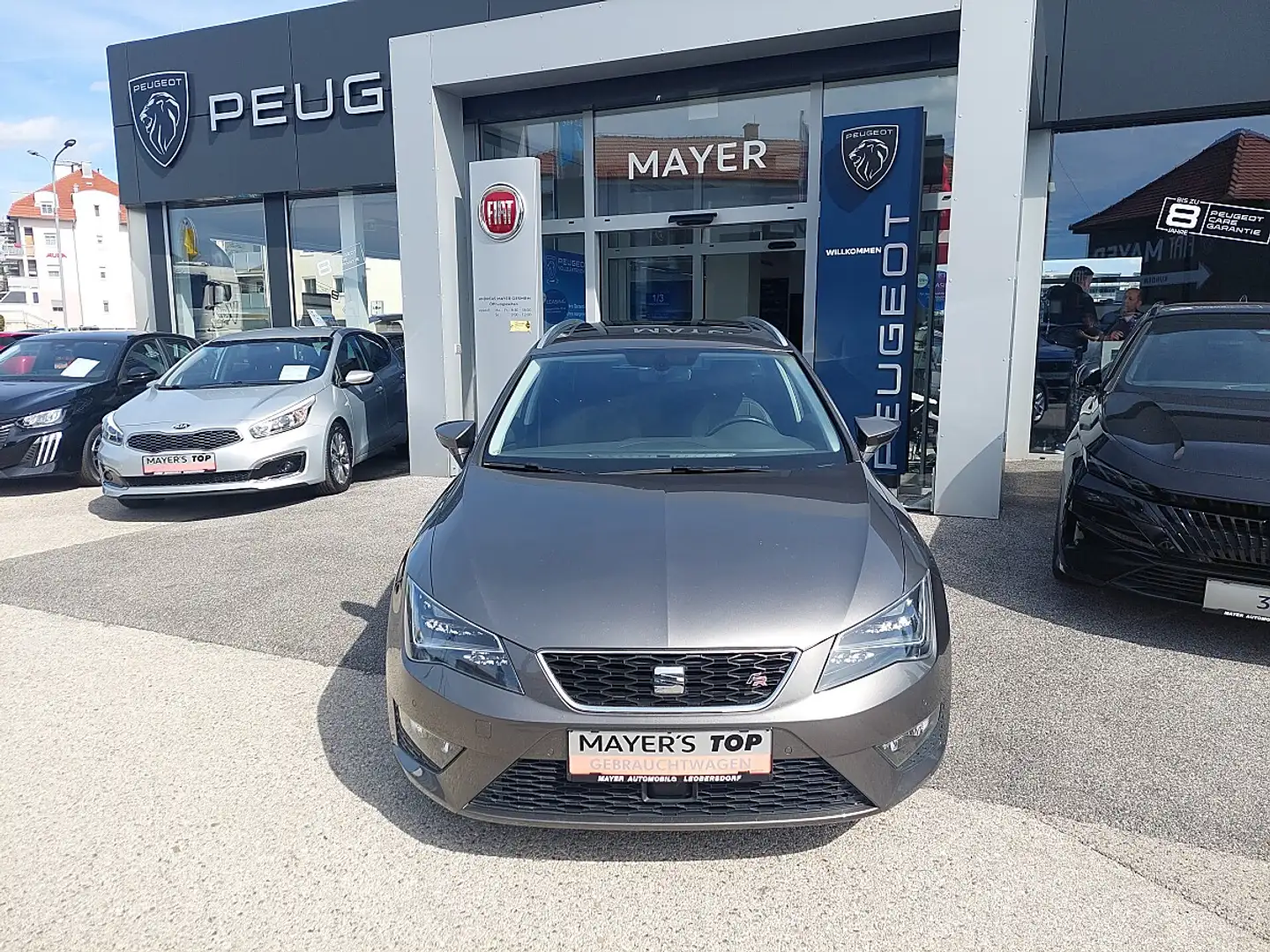 SEAT Leon ST FR 1,4 TSI Start-Stop Grau - 2