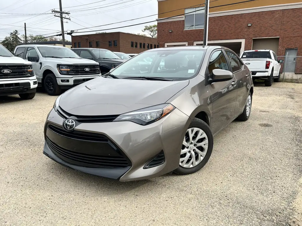 2019 Toyota Corolla Sedan LE | Rear Cam | Heated Seats | Keyless Entry — photo 2