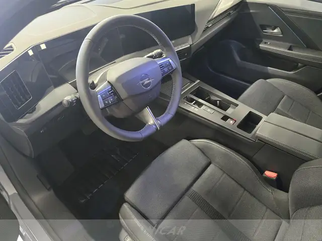 Opel Astra view 10