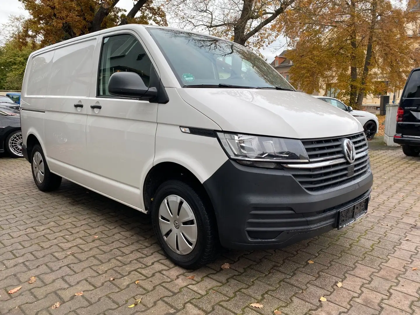 Volkswagen T6 Transporter T6.1 2.0TDi,Kasten,Klima,3 Sitze,Ahk Weiß - 1