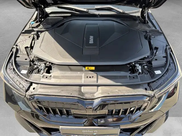 BMW I5 view 14