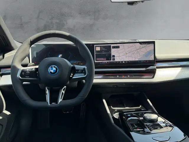 BMW I5 view 10