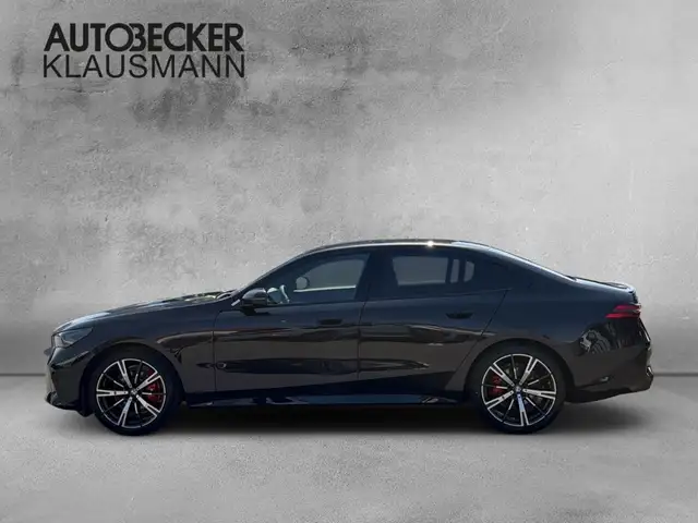 BMW I5 view 3