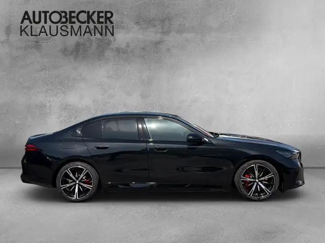 BMW I5 view 4