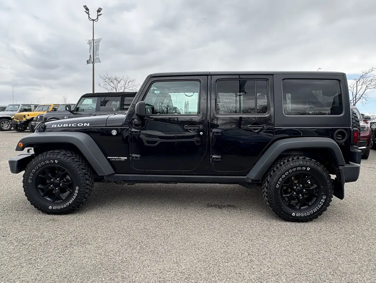 Jeep Wrangler снимка Jeep Wrangler