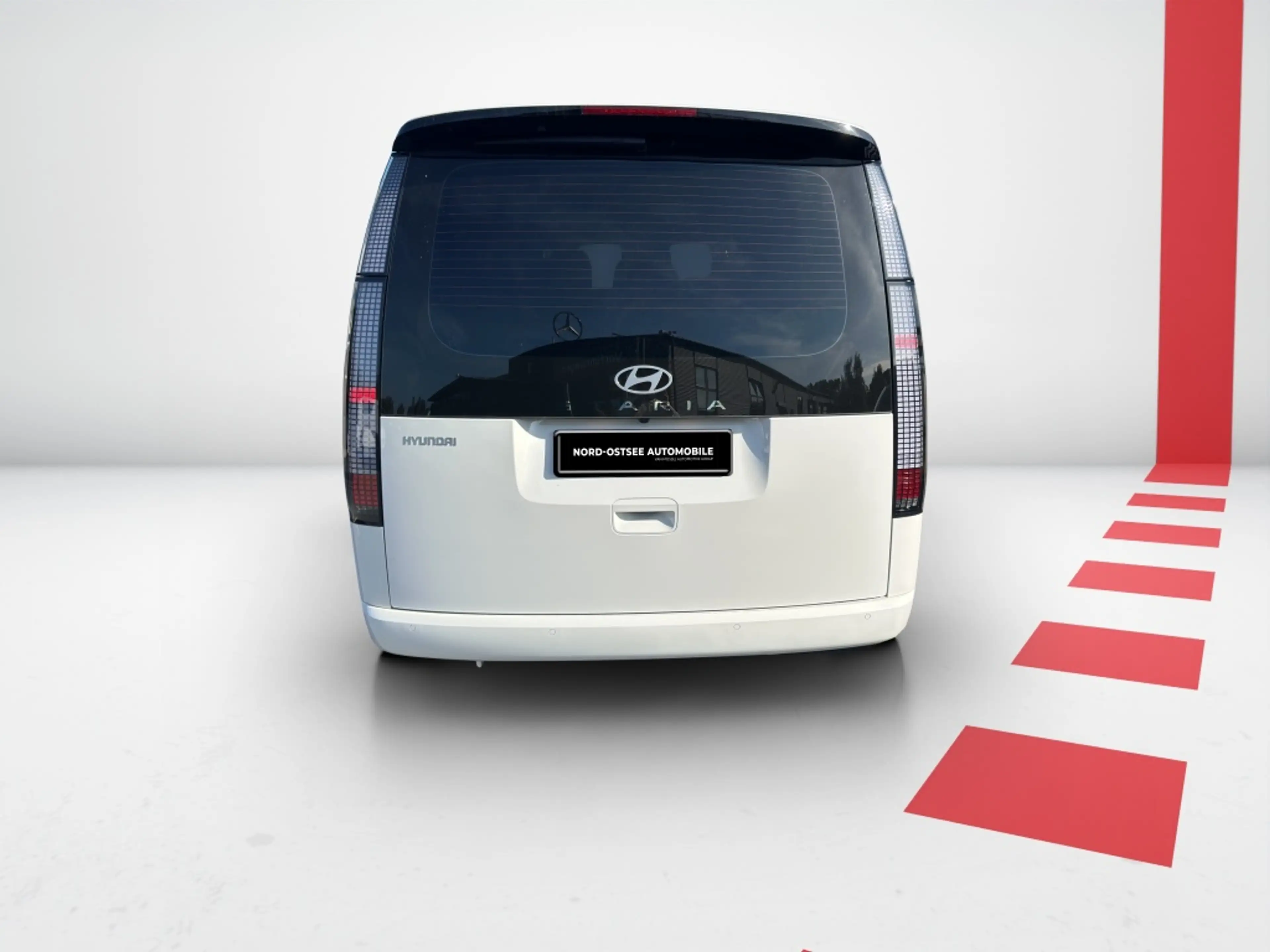 Hyundai STARIA HEV 9-Sitzer Prime Park-Paket — photo 8