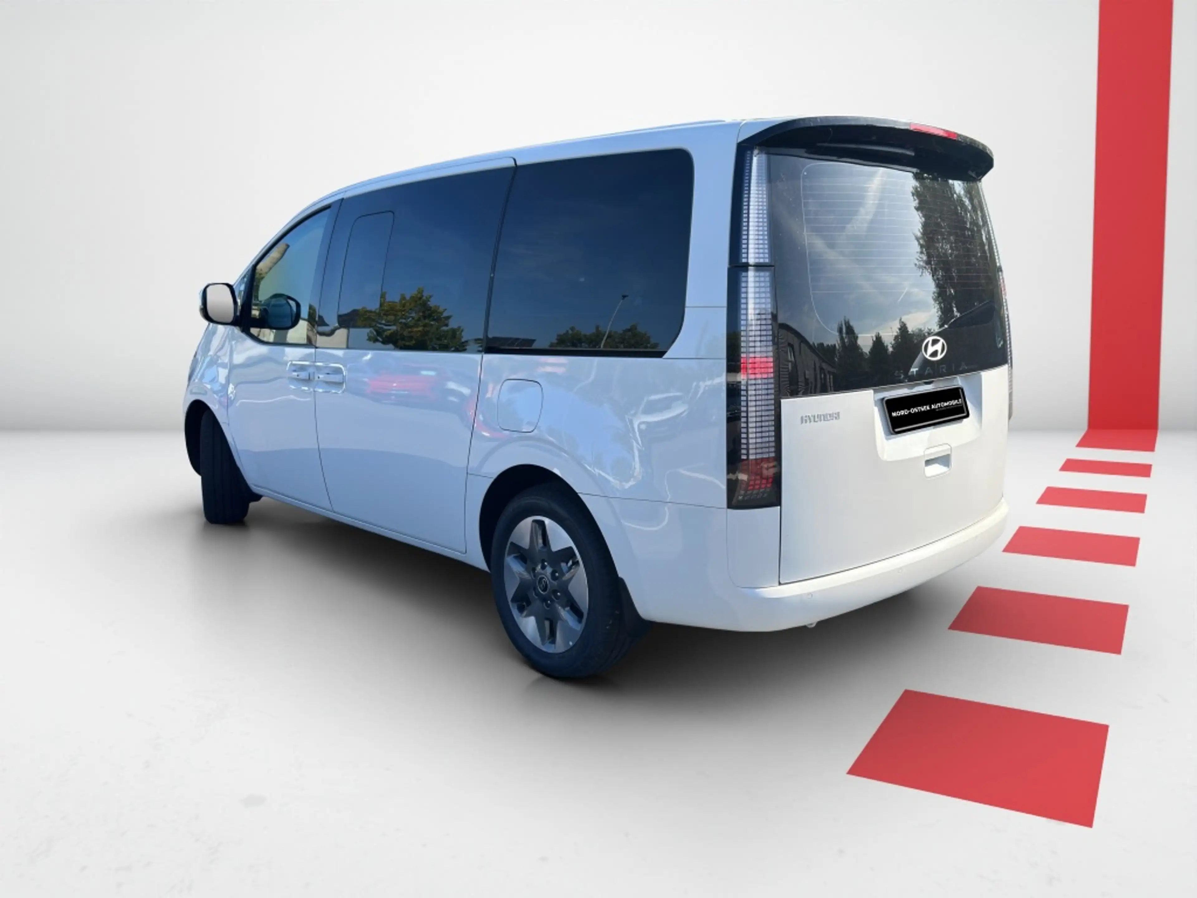 Hyundai STARIA HEV 9-Sitzer Prime Park-Paket — photo 4
