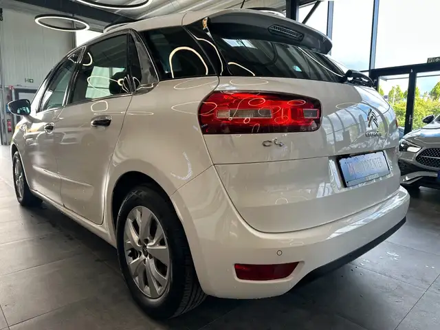 Citroen C4 Picasso view 5