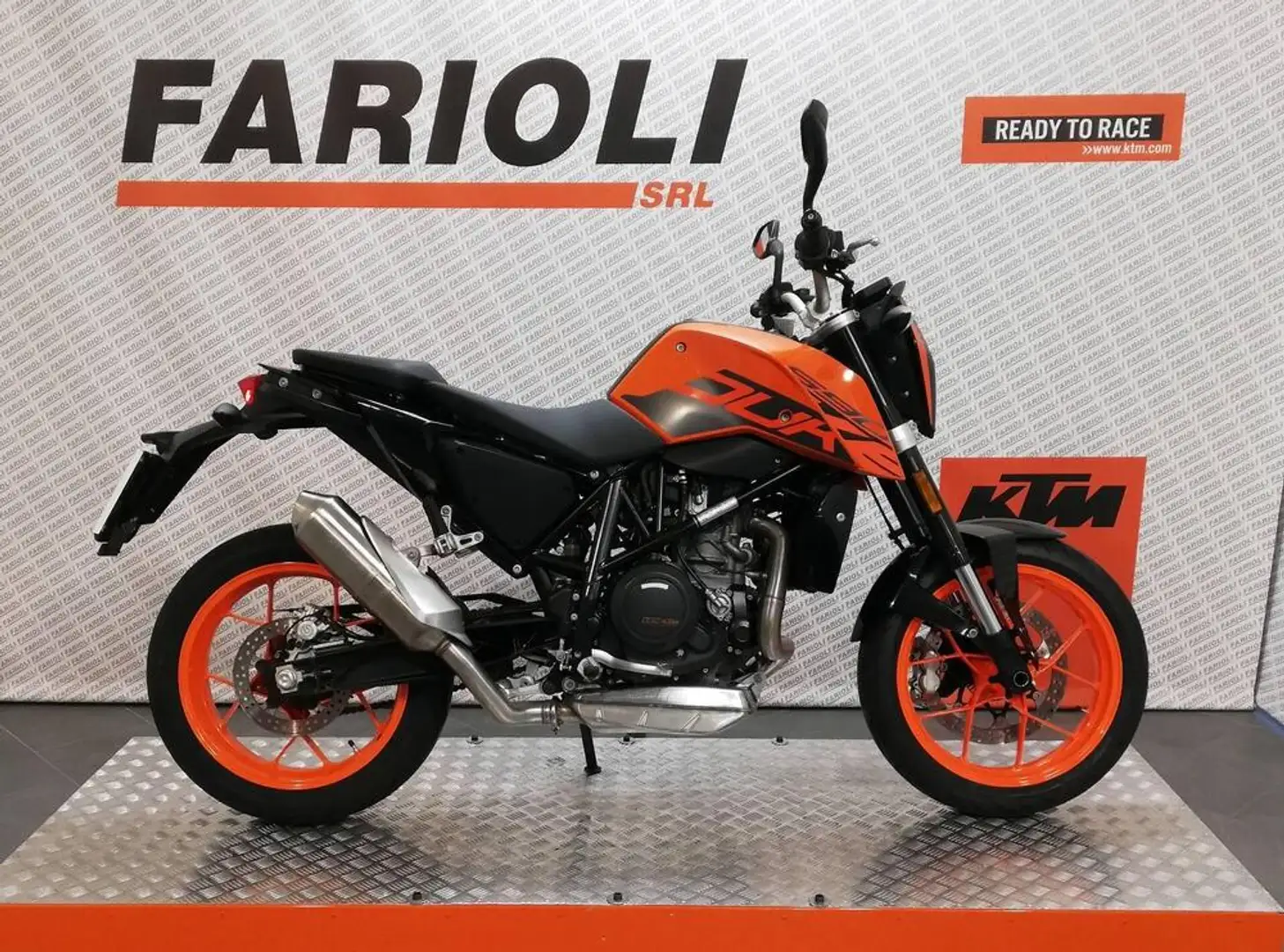 KTM 690 Duke - 1