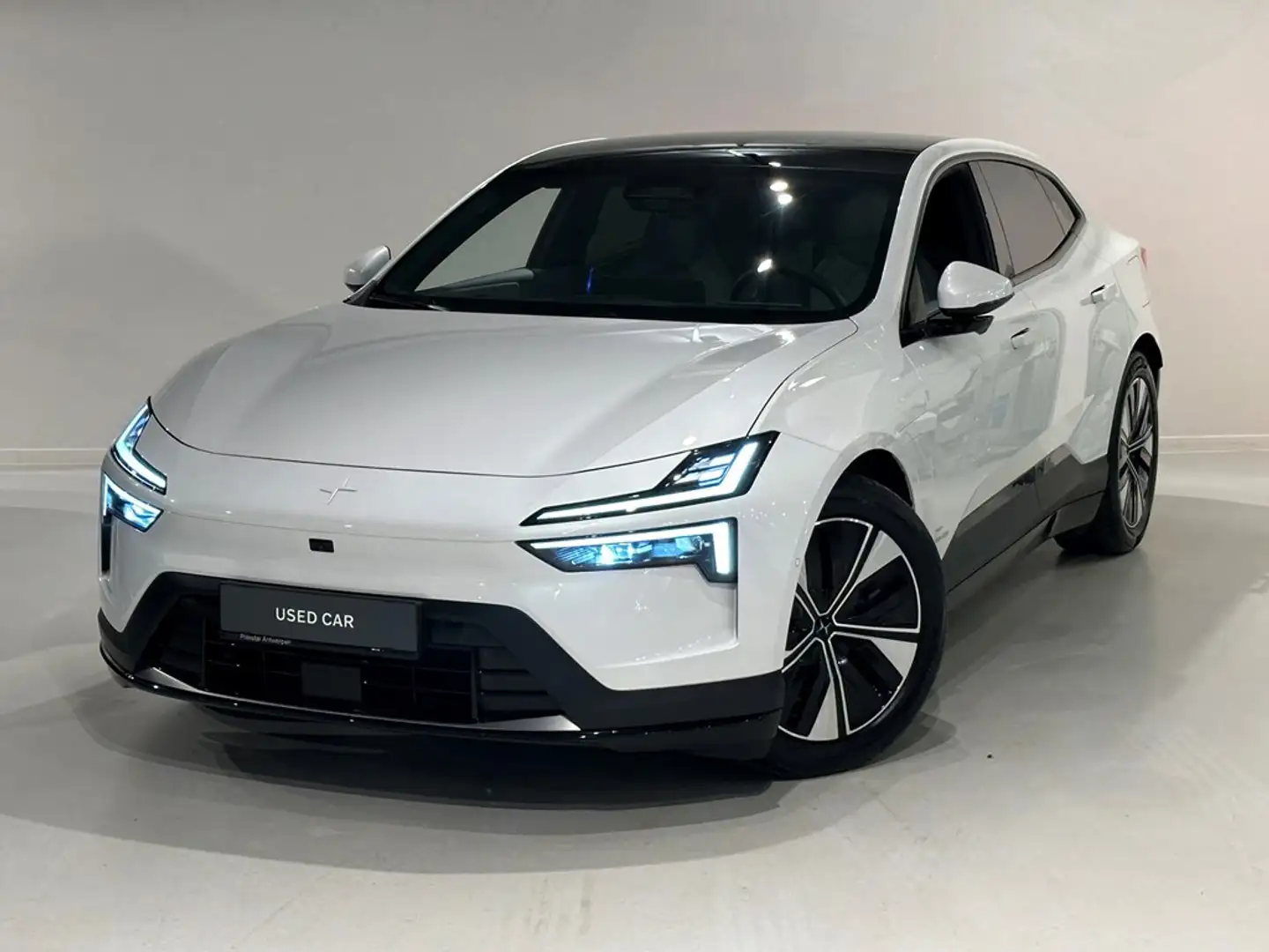 Polestar 4 Long Range PILOT PLUS PACK Blanc - 1