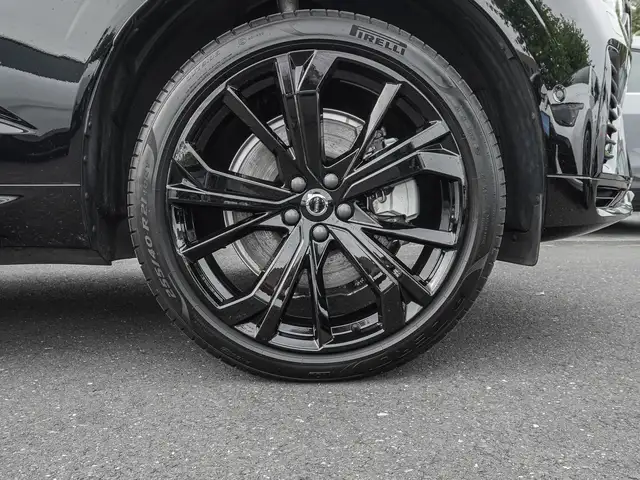 Volvo XC60 view 7