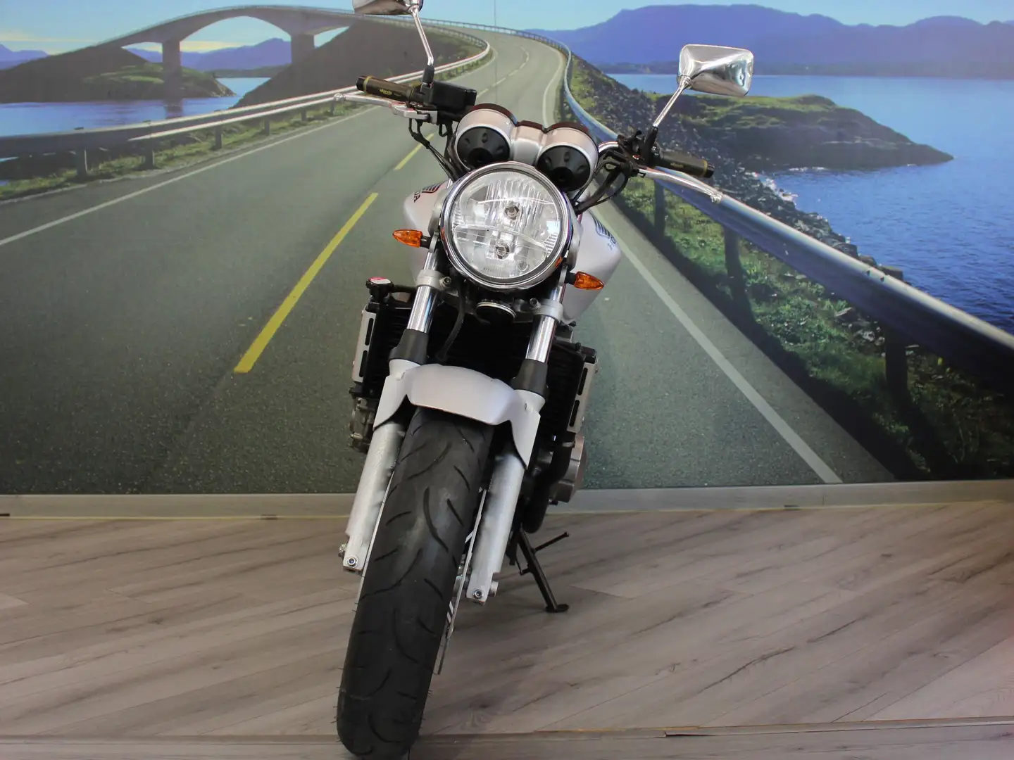 Honda Hornet 600 -2004 - km 32862 Grigio - 2