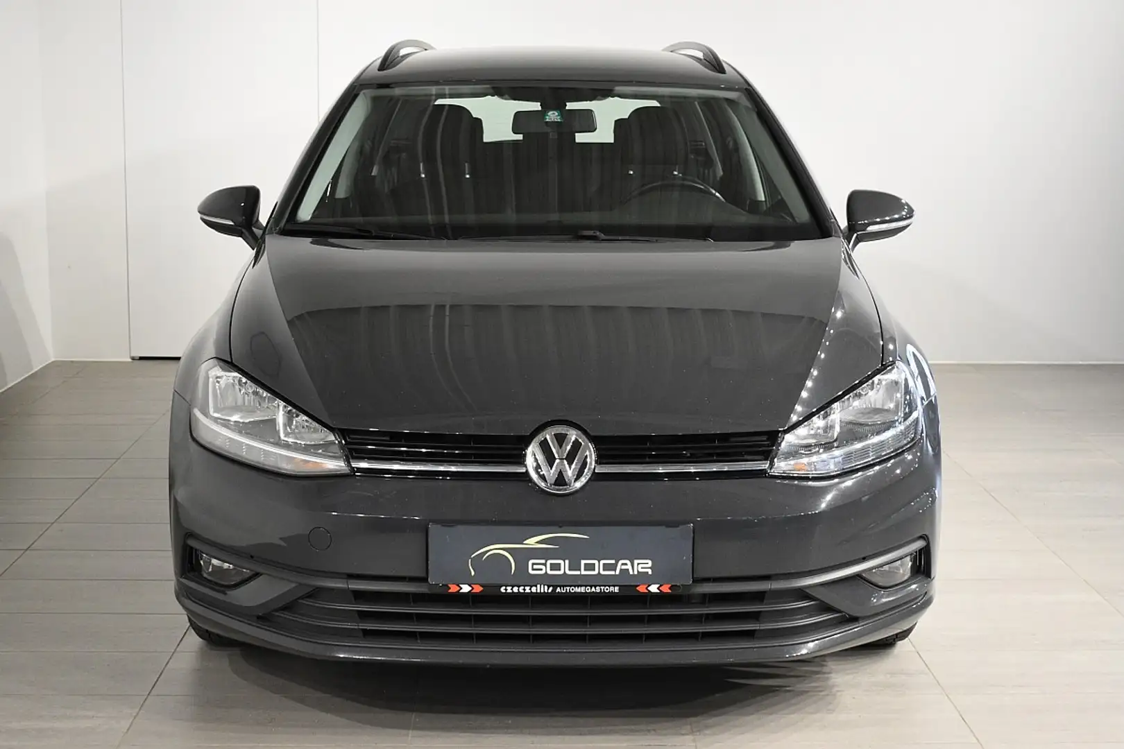 Volkswagen Golf Variant 1,6 TDI SCR Grau - 2